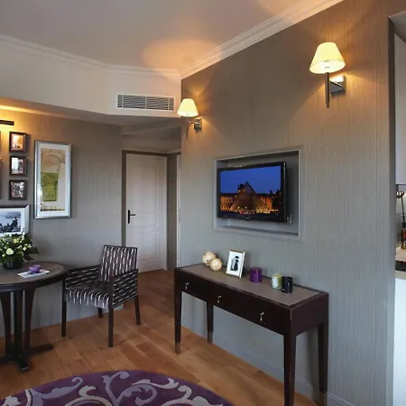 La Clef Louvre By The Crest Collection Hotel Parigi