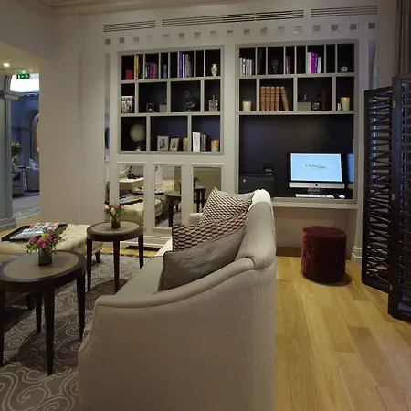 Hotel La Clef Louvre By The Crest Collection 5*