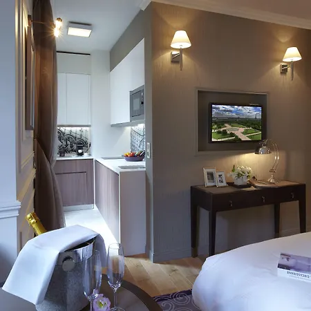 Hotel La Clef Louvre By The Crest Collection Parigi
