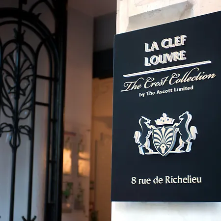 La Clef Louvre By The Crest Collection Parigi