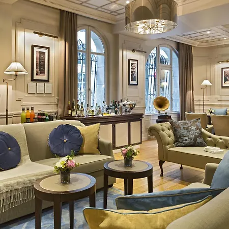 Hotel La Clef Louvre By The Crest Collection