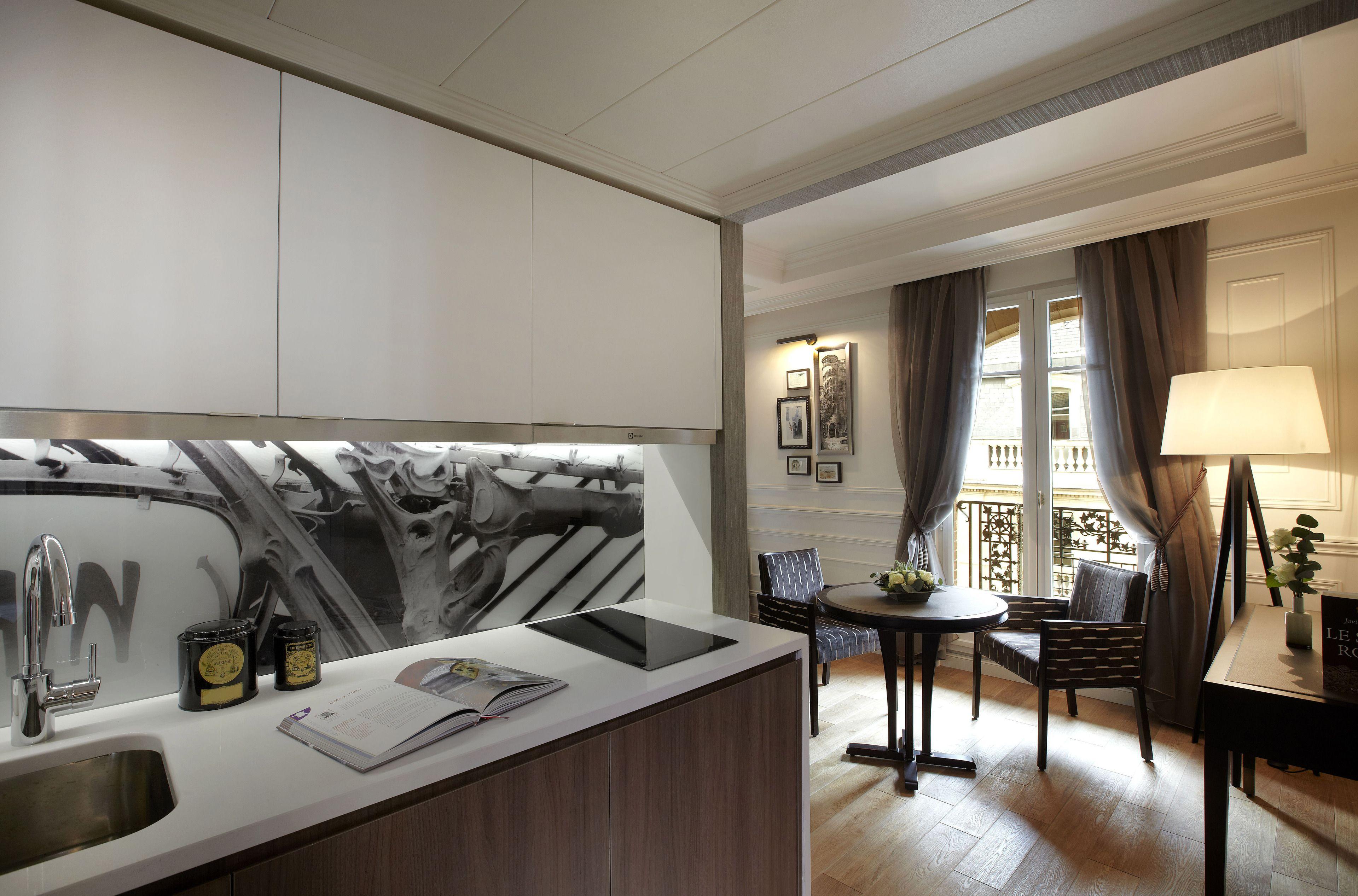 Hotel La Clef Louvre By The Crest Collection 5*
