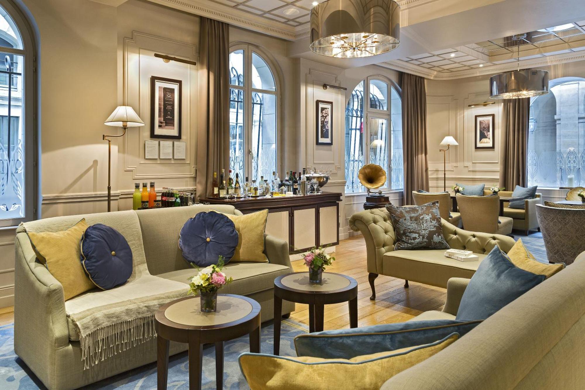 Hotel La Clef Louvre By The Crest Collection