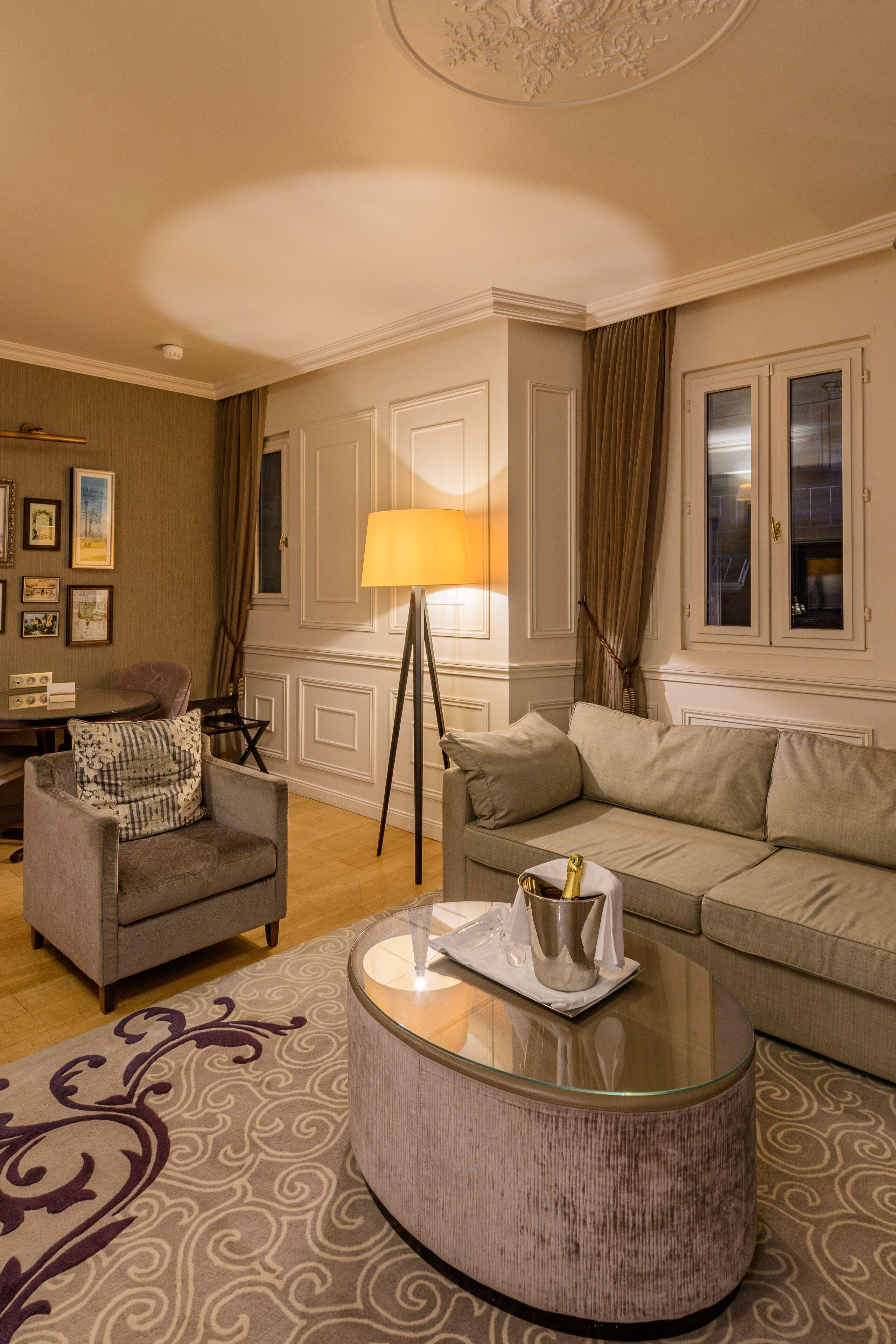 La Clef Louvre By The Crest Collection Hotel